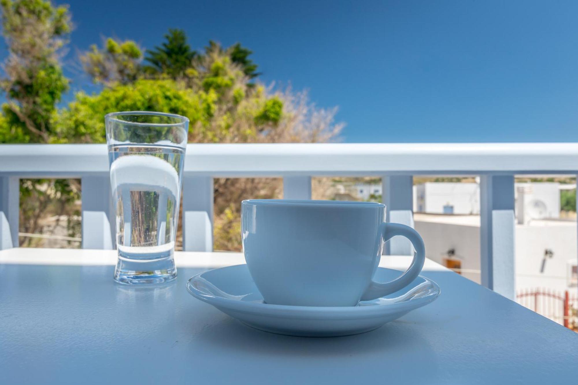Aeolis Hotel Adamantas  Buitenkant foto